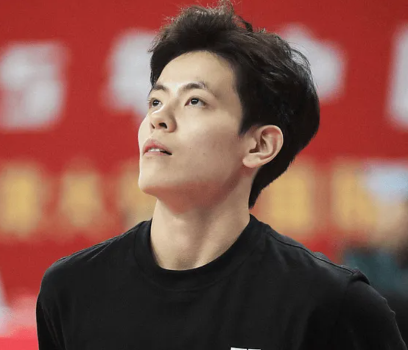 天这样的蜕, 女篮在内外, 个表现 天这样的蜕, 女篮在内外, 个表现