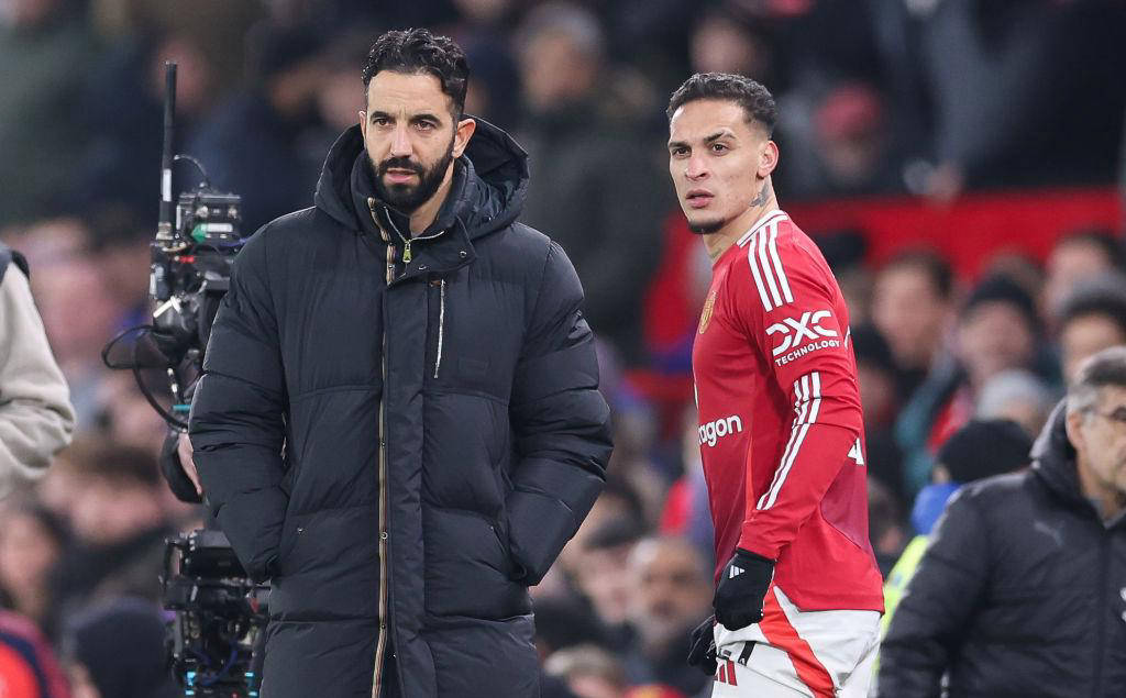 关于与阿莫, 贝蒂斯以 关于与阿莫, 贝蒂斯以